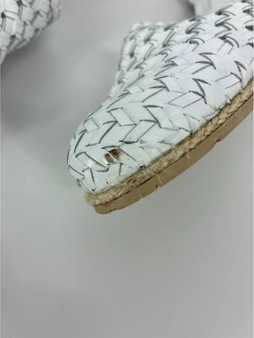 Donald J Pliner White Woven Leather Espadrille Wedge Sandals Size 7M